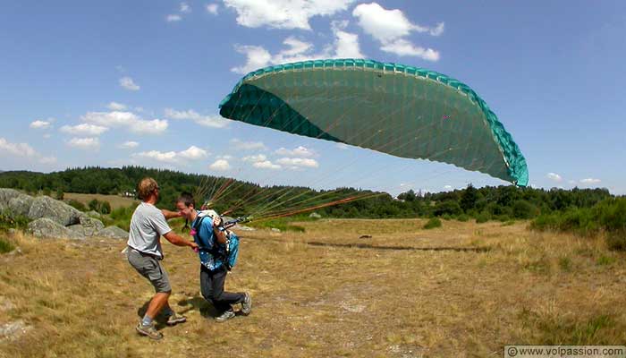 parapente voler en parapente en Bourgogne bapteme parapente