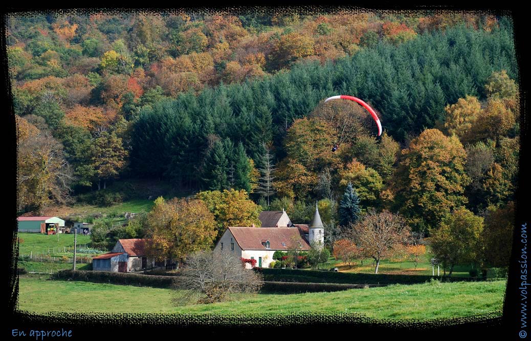 06-parapente-en-approche