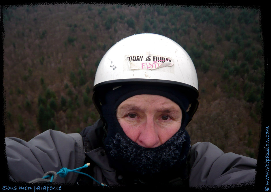 01-sous-mon-parapente